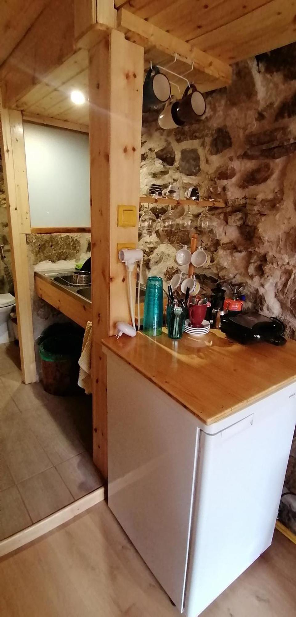 Adonis Guest House Dimitsana Eksteriør billede